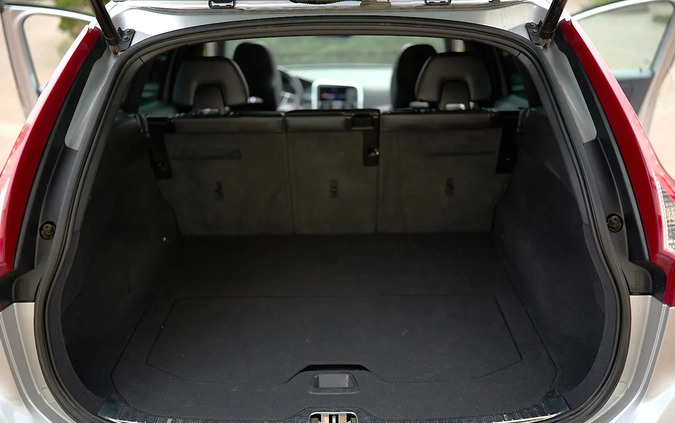 Volvo XC 60 cena 89900 przebieg: 93900, rok produkcji 2017 z Krzeszowice małe 121